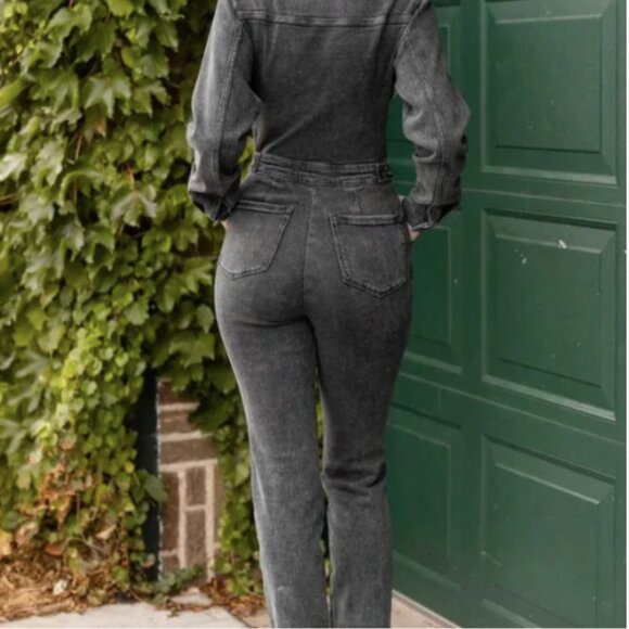 Good American Coveralls Jumpsuit - Picture 5 of 16